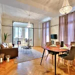 Far5 - 3 à Deux Pas De La Rue D'antibes Appartement Cannes