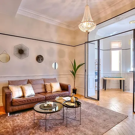 Far5 - 3 A Deux Pas De La Rue D'antibes Apartman *