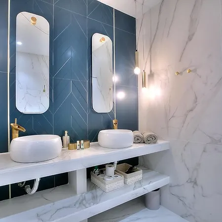 Far5 - 3 A Deux Pas De La Rue D'antibes Apartman