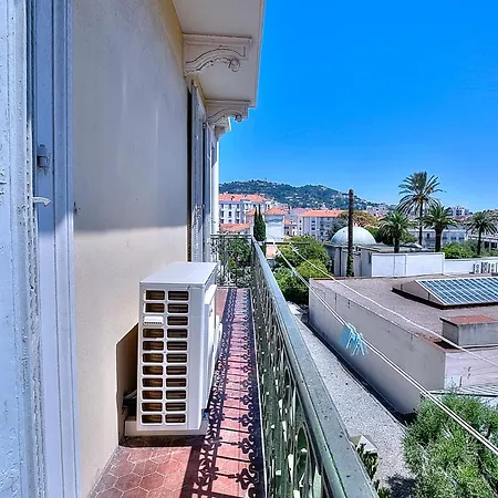 Far5 - 3 A Deux Pas De La Rue D'antibes Apartman